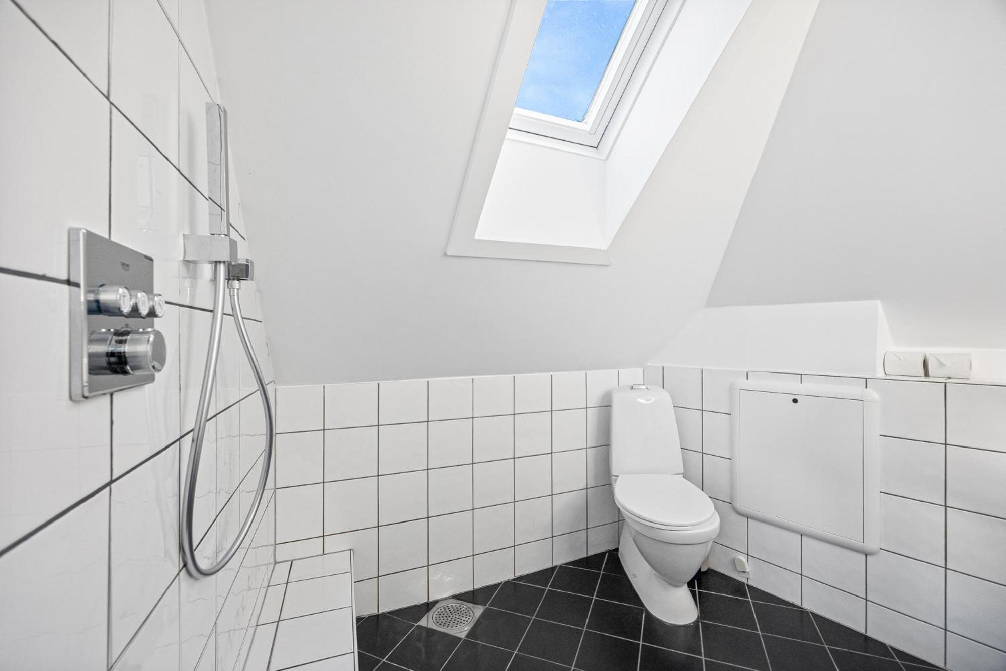 Apartament View To Bryggen - Renovated Dec 24 - Historic Cobblestone Street Bergen Zewnętrze zdjęcie
